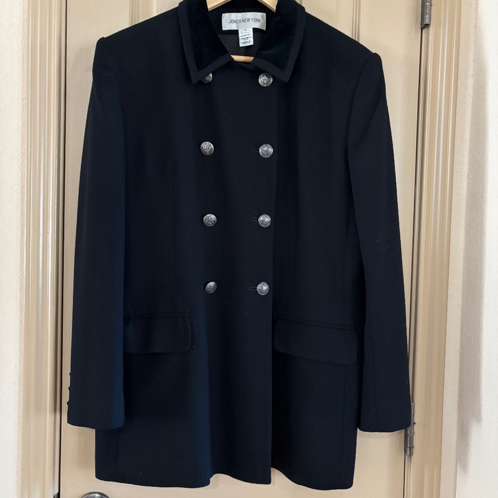HUGE DISCOUNT - Jones of New York 100 % Wool Pea Coat Like New
